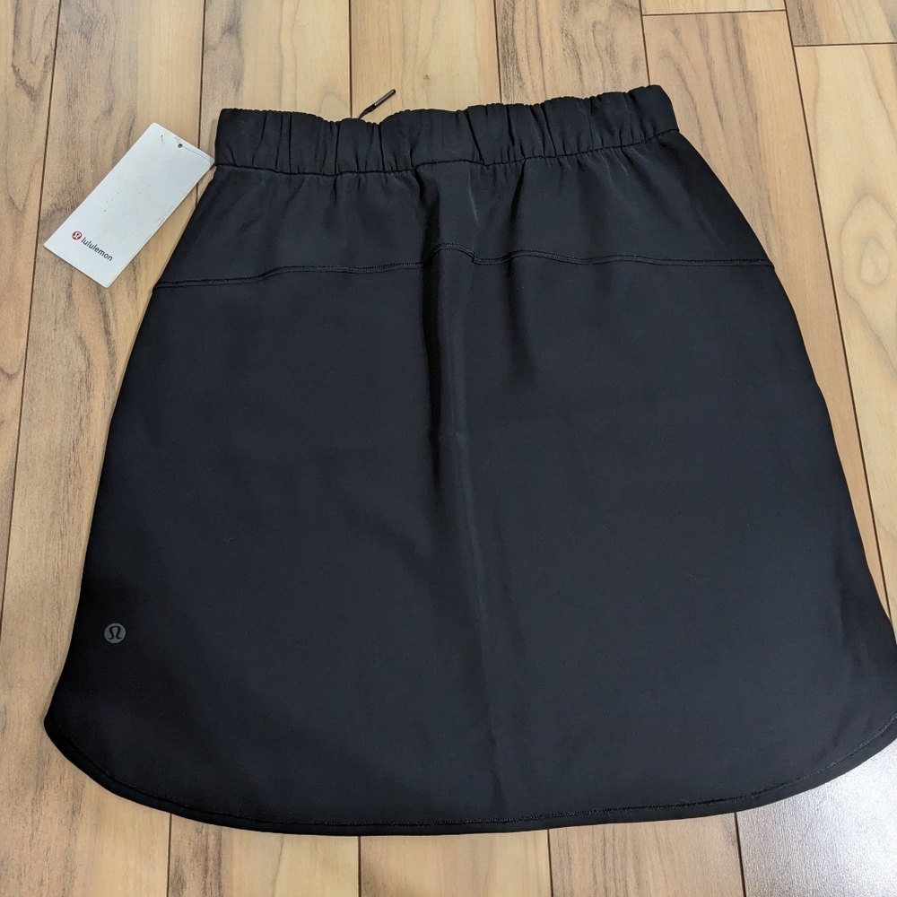 NWT! Lululemon On The Fly Skirt In Black Size 8 - Picture 12 of 15